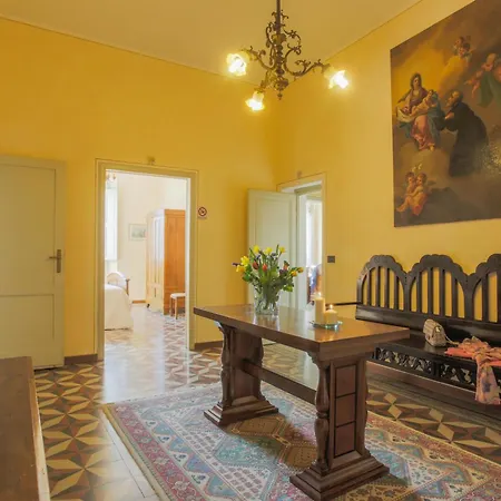 De Fiori 14 Sleeps By Tuscanhouses Apartment