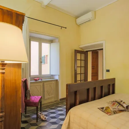 De Fiori 14 Sleeps By Tuscanhouses *