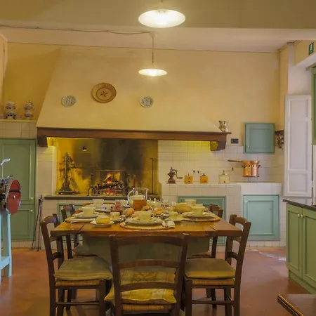 De Fiori 14 Sleeps By Tuscanhouses Apartamento *